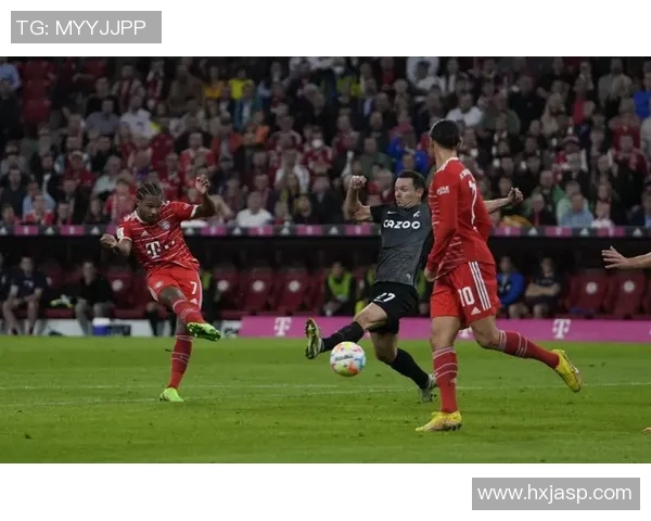 拜仁慕尼黑主场轻松取胜弗赖堡，保持领先优势