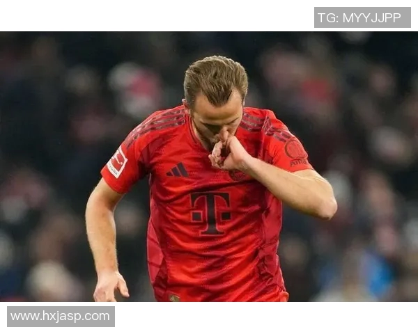 凯恩补射助力拜仁逆转胜利展现强大团队精神与个人能力